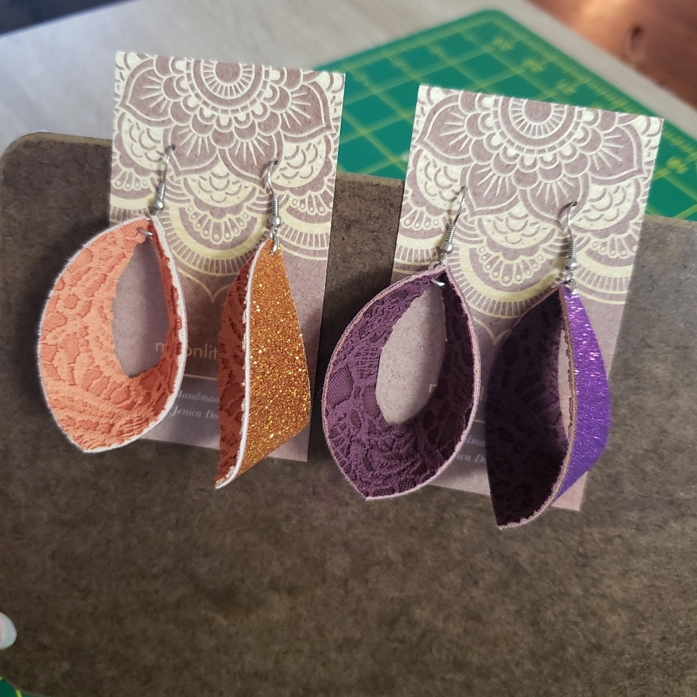 Lace and glitter double sided loop earrings